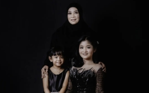 Solo Karier Tanpa Mayang, 8 Momen Chika-Puput Glamor Jalani Pemotretan