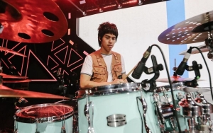  El Rumi Pegang Drum, Langsung Banjir Gombalan