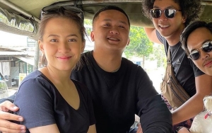 Adhisty Zara Umbar Momen Mesra Ketiduran di Bahu Pacar, Kolom Komentar Diserbu Pertanyaan Penting