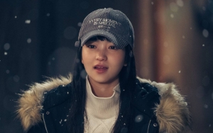 Ditemukan Sosok Marga 'Kim' di Poster Kim Tae Ri 'Twenty-Five, Twenty-One', Kode Suami Sejak Awal?
