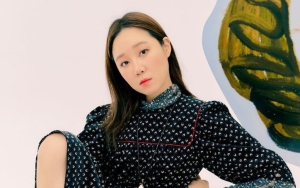 Lawan Main Lee Min Ho Di 'Ask the Stars', 8 Potret Gong Hyo Jin Bergaya Vintage