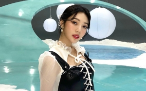 Dibela Mantan Rekan Kerja, 7 Potret 'Loveable' Joy Red Velvet Sukses Bikin Kagum