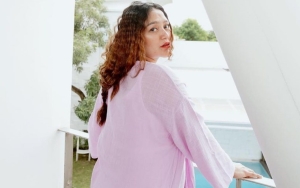 Siti Badriah Unggah Momen Buah Hati 'Mesem Manja', Sukses Bikin Gemas!