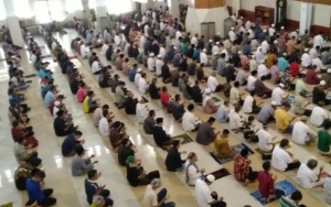 Bukan 100 Persen, Kapasitas Salat Tarawih di Masjid Wilayah PPKM Level 3 Dibatasi 50 Persen