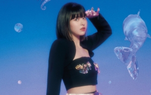 8 Pesona Lily NMIXX Kenakan Outfit Gelap, 'Bestie' Bang Chan Stray Kids Sejak Trainee