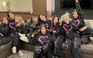 Foto Salah Satu Member TWICE Sukses Buat Bingung Gara-Gara Sosok Tak Dikenali