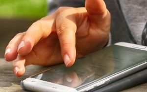Tak Hanya BBM Non Subsidi Yang Diisukan Naik, Harga Pulsa Akan Ikut Meroket Mulai 1 April 2022?