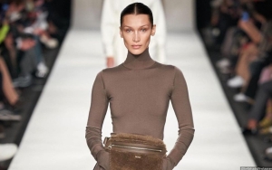 Bella Hadid Debut Akting di 'Ramy Season 3'