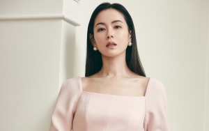 Potret Son Ye Jin Pakai Gaun Berbeda untuk Resepsi, Cantiknya Bak Disney Princess