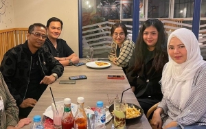 Farhat Abbas Bela Mayang-Doddy Sudrajat, Chat DM Tegur 'Pemilik' Skincare Bikin Syok