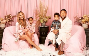 Grammy Awards 2022: Putri Chrissy Teigen dan John Legend Disebut Beruntung Usai Foto Bareng BTS