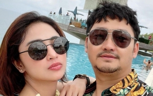 Tantang Nikita Mirzani, 8 Potret Dewi Persik Bareng Suami Ini Tunjukkan Sisi Manis