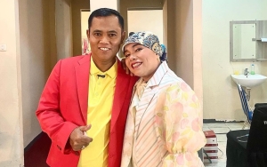 Haji Faisal-Oma Gala Dicap Makan Uang Haram, Prestasi Selebgram Centang Biru Gak Kaleng-Kaleng