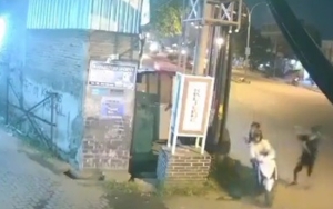 Heboh Video Remaja Sabet Parang ke Pengendara Motor di Semarang, Polisi Sebut Bukan Klitih