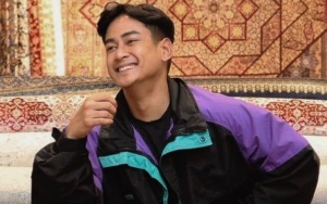 Dwi Andhika Pamer Kotak Kecil Misterius Seraya Bilang Siap, Satu Nama Artis Cantik Auto 'Terseret'