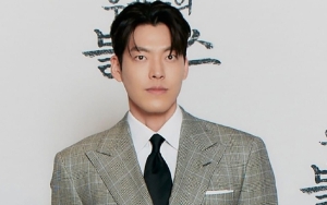 Resmi Comeback Drama, Penampilan Kim Woo Bin di Episode Perdana 'Our Blues' Sukses Bikin Heboh