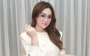 Celine Evangelista Tampil Pakai Hijab Meski Beragama Katolik, Ustaz Zacky Mirza Ikut Beri Tanggapan