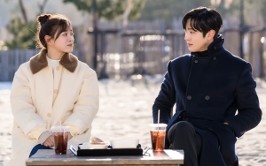 Kim Sejeong Soroti Adegan Ciuman Viral Dengan Ahn Hyo Seop di 'Business Proposal'
