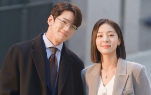 Lebih Manis dari 'Business Proposal', Begini Kemesraan Kim Min Kyu dan Seol In A Saat Syuting