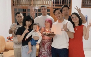 Haji Faisal Menang dari Doddy Sebagai Wali Gala, Tangis Oma Dewi Pecah di Makam Vanessa-Bibi