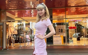 Denise Chariesta Ingin Pindah Islam, Video Belajar Pakai Hijab Diledek Pengalihan Isu?