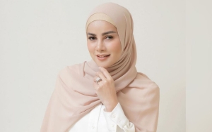 Dirangkul Cowok, Mata Sembab Olla Ramlan di Foto Terbaru Picu Kekhawatiran