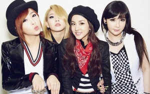 2NE1 Reuni Mendadak di Coachella 2022, Sandara Park Disoroti Gaya Rambut dan Sepatu 'Hilang'