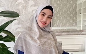 Kartika Putri Kesal Saksikan Aksi Pria Diduga Lecehkan Pakaian Wanita Muslim