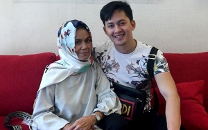Idap Kanker, Kondisi Ibunda Kiki Farrell Memburuk Bikin Rekan Artis Prihatin
