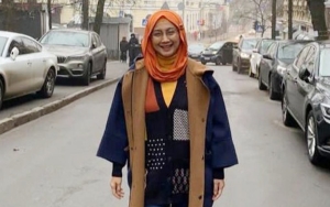 Sering Ditawari Jadi Istri Kedua, 8 Potret Desy Ratnasari Stunning Di Usia Hampir Kepala Lima
