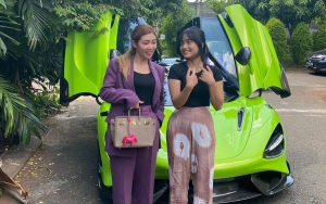Fuji Nyaris Jatuh Gegara Dikejar Fans Bar Bar, Nasib Istri Tom Liwafa 'Crazy Rich' Dikasihani?