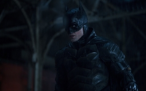 Video BTS 'The Batman' Viral, Fans Salfok ke Benda yang Diselipkan di Sabuk Robert Pattinson