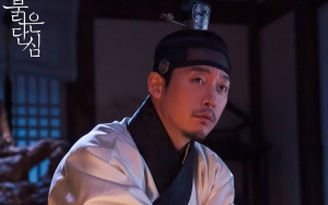Jadi Tokoh Kerajaan Berpengaruh, Ini Alasan Jang Hyuk Bersedia Bintangi 'Bloody Heart'