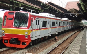 Akan Dituntut KAI, Sopir yang Mobilnya Terseret Kereta di Citayam Ngaku Tak Salah