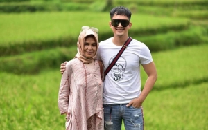 Kiki Farrel Tetap Pilih Kerja Meski Kondisi Ibunda Memprihatikan Dirawat di RS, Apa Alasannya?