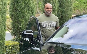 Mike Tyson Ngamuk Tinju Penumpang Pesawat Setelah Diduga Dilempari Botol