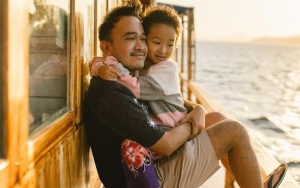 Ruben Onsu Tenangkan Thalia yang Nangis Gara-gara Salah Jawab 1 Soal Ujian, Wejangannya Disorot
