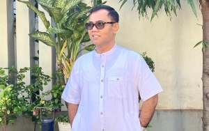 Haji Faisal Pamer Amplop Tebal untuk THR Karyawan, Malah Disindir Riya? 