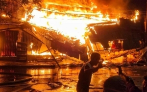 Kebakaran di Pasar Gembong Berlangsung Hingga 7 Jam, 400 Bangunan Terbakar-Kerugian Capai Rp 1,5 M