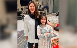 Fuji Cantik Kalem Saat Gabung Circle Paula Verhoeven, Perbedaan Tinggi Badan Bikin Salfok