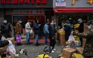 Tes COVID-19 Massal di Beijing Picu Kekhawatiran 'Susul' Shanghai Berujung Panic Buying