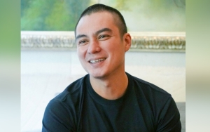 Baim Wong Cari Tahu Sosok Kakek yang 15 Tahun Tinggal di Gubug Reot, Videonya Bikin Nyesek