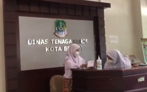 Tanyakan Kejelasan THR, Karyawan Ini Di-PHK Perusahaan Hingga Lapor Ke Disnaker