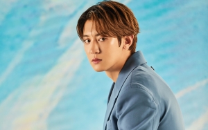 Chanyeol EXO Dituduh Acungkan Jari Tengah pada YouTuber Wanita, Ini Kata SM