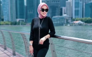 Bukan Kawasan Elit, Syahrini Ternyata Gemar Abadikan Potret di Tempat Umum Nan Gratis?
