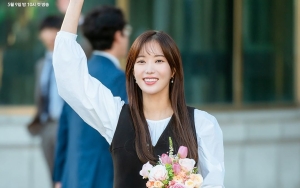 Lim Soo Hyang Pakai Gaun Pengantin Elegan di Poster 'Woori The Virgin', Ternyata Harganya Segini
