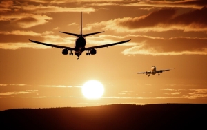 Hong Kong Pangkas Masa Karantina untuk Kru Pesawat, Buka Penerbangan ke Luar Negeri
