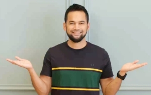 Kocak, Teuku Wisnu Ungkap Alasan Anak Kedua Pakai Helm Saat Lakukan Itikaf di Bulan Ramadan