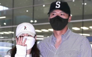 Super Beruntung, Penyanyi Ini Satu Pesawat dengan BinJin Couple Saat Honeymoon ke AS Hingga BTS