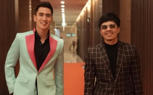 Verrell Bramasta Pamer Lebaran Bareng Keluarga, Celetukan 'Sewot' Atta Disorot